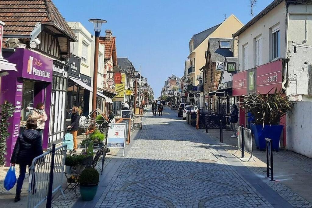 Appartement Ouistreham Proche Centre Et Plage Eksteriør bilde